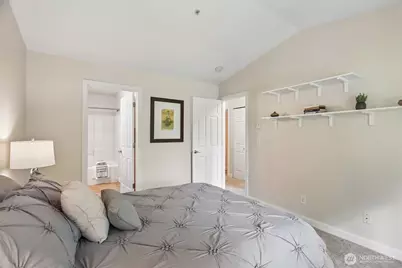 18930 Bothell Everett Hwy #E301, Bothell, WA 98012 - Photo 13