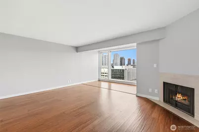 400 Melrose Avenue E #204, Seattle, WA 98102 - Photo 7