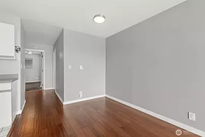 400 Melrose Avenue E #204, Seattle, WA 98102 - Photo 11