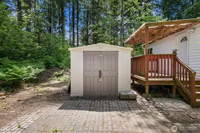 8331 Golden Valley Drive, Maple Falls, WA 98266 - Photo 19