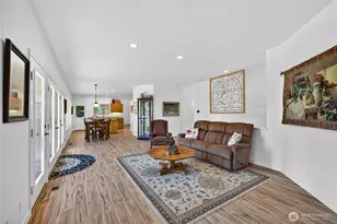 146 E Welcher Rd, Coupeville, WA 98239 - Photo 15