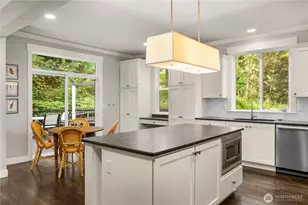 16159 SE 51st Pl, Bellevue, WA 98006 - Photo 9