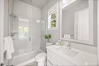 21888 SE 5th Place, Sammamish, WA 98074 - Photo 29