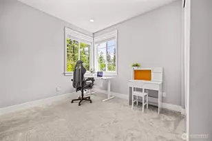 21888 SE 5th Pl, Sammamish, WA 98074 - Photo 33