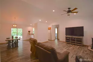 18431 Rampart Dr SE, Yelm, WA 98597 - Photo 9
