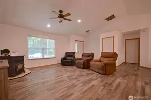 18431 Rampart Dr SE, Yelm, WA 98597 - Photo 7