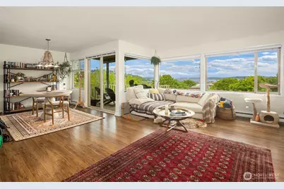 2215 W Raye Street, Seattle, WA 98199 - Photo 7