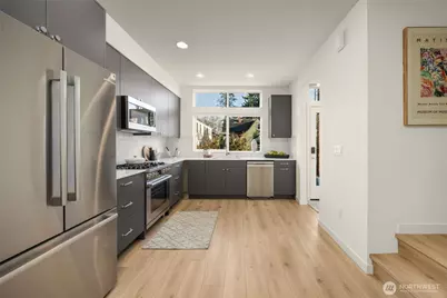 8327 A 12th Avenue NW, Seattle, WA 98117 - Photo 7