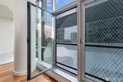 909 5th Ave #502, Seattle, WA 98104 - Photo 13