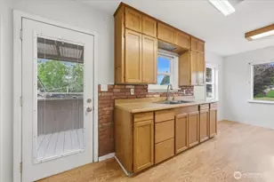 4624 N Pearl St, Tacoma, WA 98407 - Photo 9