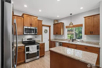 5124 NW Cannon Circle, Silverdale, WA 98383 - Photo 17