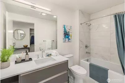 800 Columbia Street #1711, Seattle, WA 98104 - Photo 13