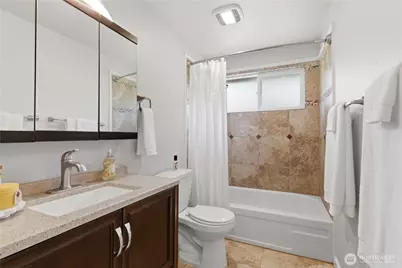 847 NE Michelle Court, Bremerton, WA 98311 - Photo 11