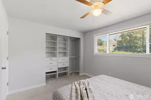 847 NE Michelle Ct, Bremerton, WA 98311 - Photo 13