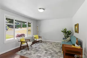 847 NE Michelle Ct, Bremerton, WA 98311 - Photo 3