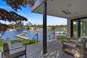 9810 SE Shoreland Dr, Bellevue, WA 98004 - Photo 27