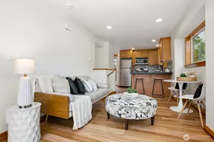 9243 35th Ave SW, Seattle, WA 98126 - Photo 3