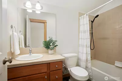 9243 35th Avenue SW #C, Seattle, WA 98126 - Photo 9
