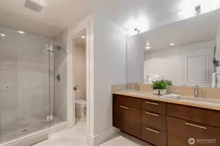 1 Ward St, Seattle, WA 98109 - Photo 17