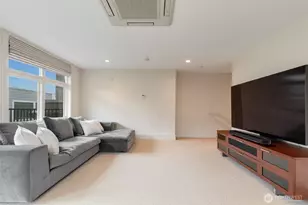 1 Ward St, Seattle, WA 98109 - Photo 29