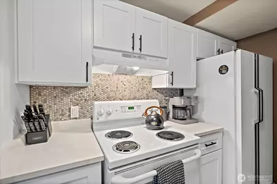 1415 2nd Avenue #1404, Seattle, WA 98101 - Photo 7