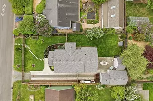 106 N 100th St, Seattle, WA 98133 - Photo 27