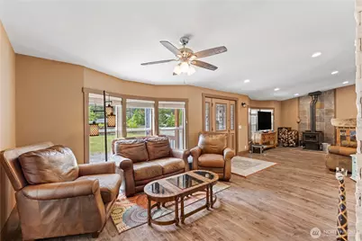 8324 Golden Valley Blvd, Maple Falls, WA 98266 - Photo 7