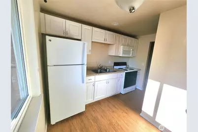 11901 Ainsworth Avenue S, Tacoma, WA 98444 - Photo 15