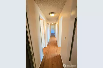 11901 Ainsworth Avenue S, Tacoma, WA 98444 - Photo 19