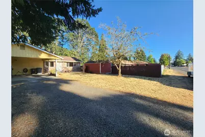 11901 Ainsworth Avenue S, Tacoma, WA 98444 - Photo 27