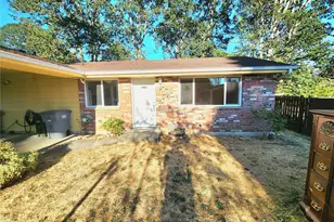 11901 Ainsworth Ave S, Tacoma, WA 98444 - Photo 3