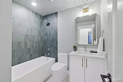 2007 Minor Avenue E, Seattle, WA 98102 - Photo 33