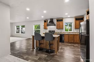 1720 Maple Ln, Kent, WA 98030 - Photo 17