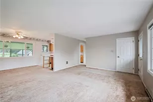 933 S Nevada Dr, Longview, WA 98632 - Photo 5