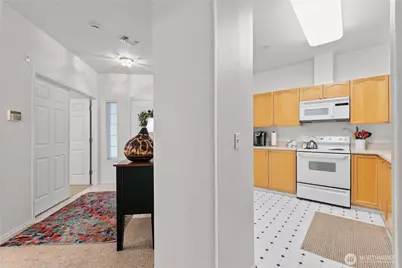 12118 NE 171st Place #E203, Bothell, WA 98011 - Photo 7