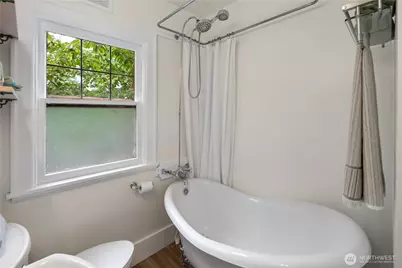 7529 32nd Avenue NW, Seattle, WA 98117 - Photo 21
