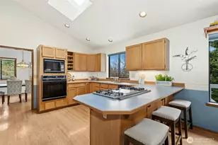 2420 Squak Mountain Loop SW, Issaquah, WA 98027 - Photo 11