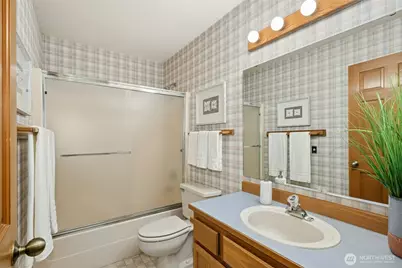 2420 Squak Mountain Loop SW, Issaquah, WA 98027 - Photo 25