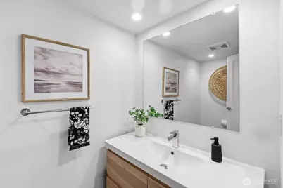 8851 166th Avenue NE #D302, Redmond, WA 98052 - Photo 23