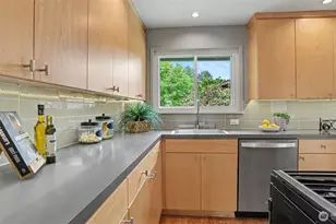 12515 SE 171st St, Renton, WA 98058 - Photo 9