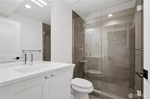 12109 NE 105th St, Kirkland, WA 98033 - Photo 31
