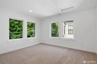 12109 NE 105th St, Kirkland, WA 98033 - Photo 27