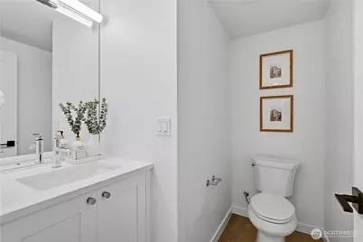 12109 NE 105th St, Kirkland, WA 98033 - Photo 17