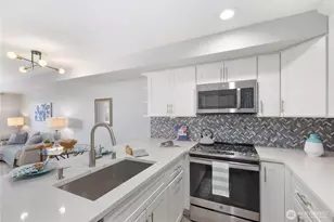 3022 SW Bradford St, Seattle, WA 98126 - Photo 5