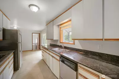 2107 SW 316th Street, Federal Way, WA 98023 - Photo 15