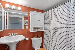 1516 NE 96th St, Seattle, WA 98115 - Photo 27