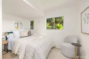 9453 Olympus Beach Rd NE, Bainbridge Island, WA 98110 - Photo 27