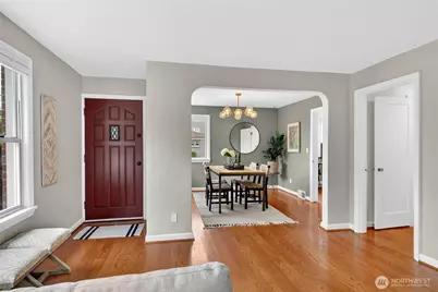 5457 35th Avenue SW, Seattle, WA 98126 - Photo 7