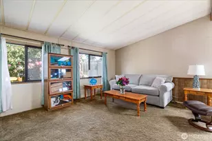 2172 Norman Dr, Oak Harbor, WA 98277 - Photo 5