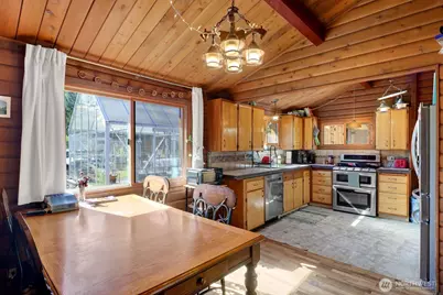 2070 Fairhaven Avenue, Bellingham, WA 98229 - Photo 5